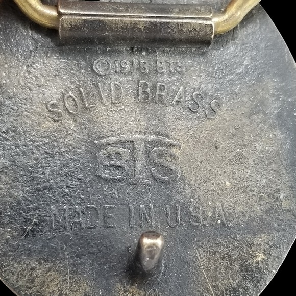 Vintage Solid Brass Belt Buckle 1978 Ornate Scrollwork Clover Design Made in USA - Picture 5 of 9